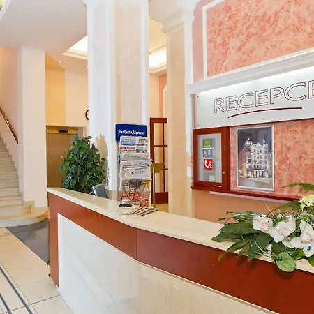 & Wellness Olympia Hotell Mariánské Lázně